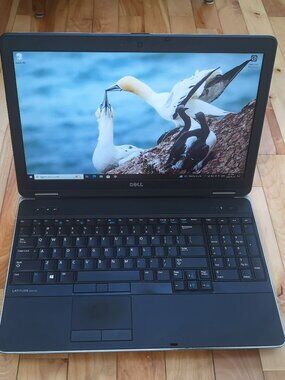 Dell E6540 i7 12 GB RAM Laptop - New Battery